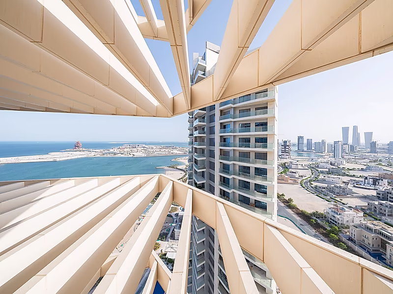 Beachfront Ready to Move In | 1 Bedroom Apartment | 6-Year Payment Plan - Photo 8