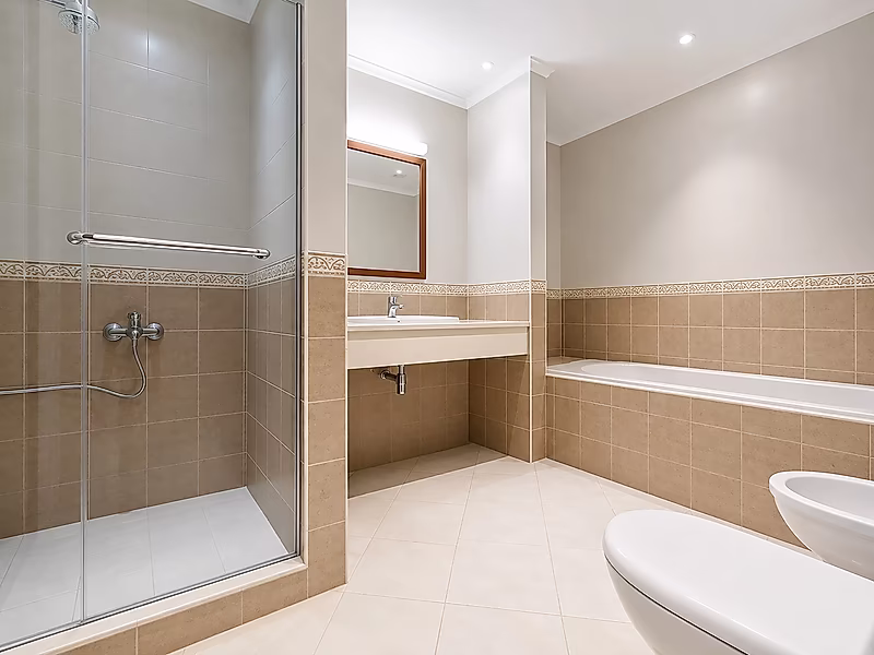 2-Bedroom Apartment for Sale | Porto Arabia, The Pearl - Photo 9