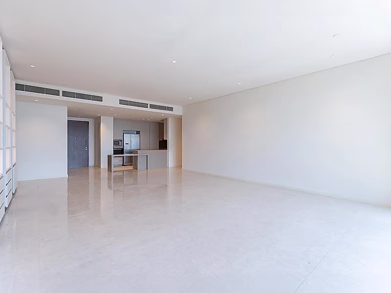 Luxury Living Redefined | 3 Bedrooms + Maid’s Room in Seef Lusail - Photo 7
