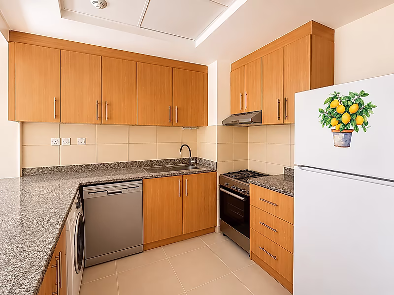 Bright 1-Bedroom Apartment | Fox Hills - Photo 2