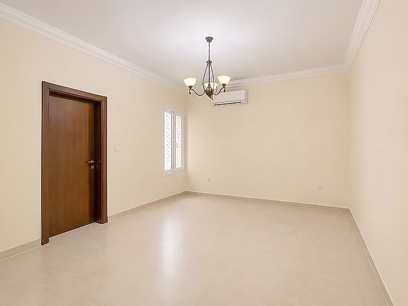 غرف نوم فاخرة بالإضافة إلى غرفة خادمة مع وسائل راحة عصرية - Photo 9