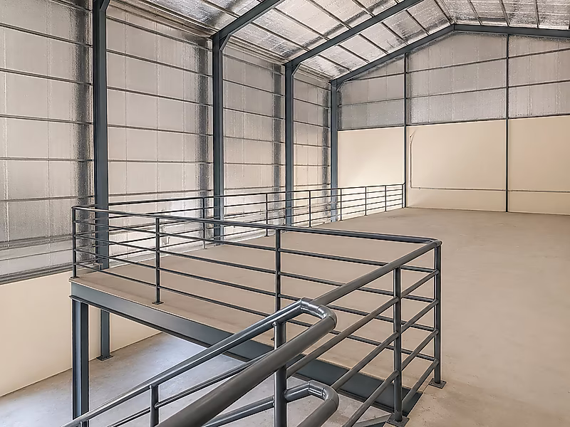 Premium Commercial Warehouse Compound | Birket Al Awamer | Warehouse + Showroom + Offices + Labor Accommodation - Photo 5