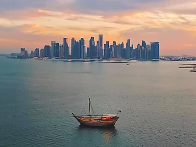 أرض سكنية للبيع | الإسكان الشمالي، إيجارية - لوسيل