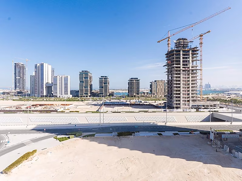 Best Deal in Lusail | Ready to Move | 2 Bedroom + Maid | Flexible Payment Plan - Photo 4