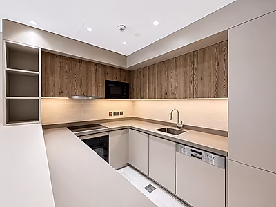 BILLS INCLUDED | LUXURIOUS 1 BEDROOM | HEART OF WEST BAY