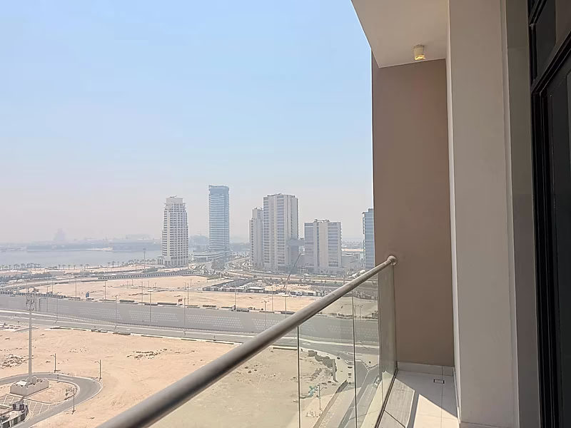 HIGH ROI LUXURY 2 BEDROOMS + MAID ROOM - Photo 4