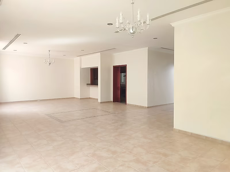 SPACIOUS 3BR + MAID VILLA WITH GREAT FACILITIES | AIN KHALED - Photo 11
