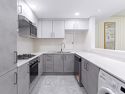 READY FOR OCCUPANCY 2 BEDROOMS SEA & CITY VIEW