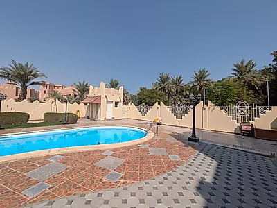 3BRS + MAID COMPOUND VILLA IN  WESTBAY LAGOON