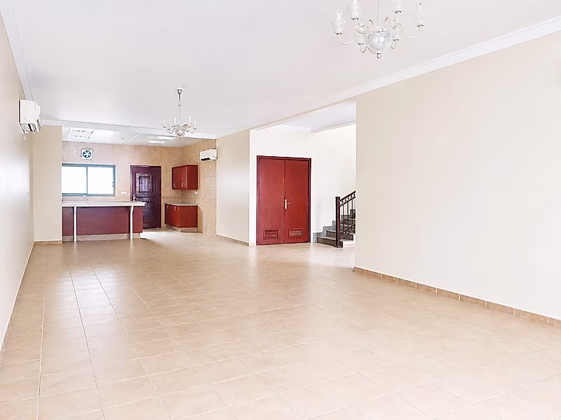 MODERN 3BR + MAID COMPOUND VILLA AIN KHALED - Photo 9