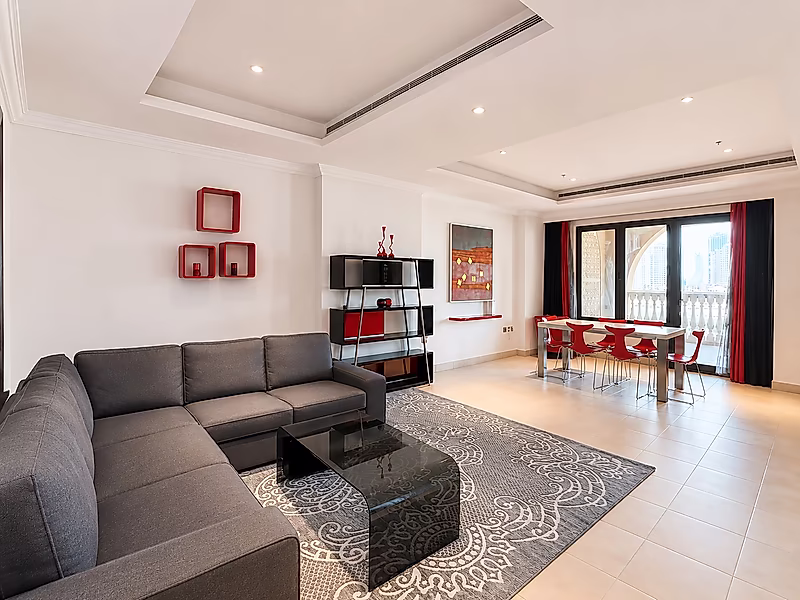 FURNISHED 1BR SEA VIEW & BALCONY | PEARL - Photo 1