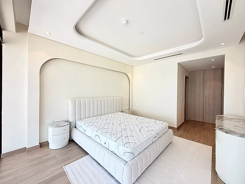 MEET THE LUXURY! 1-BEDROOM APARTMENT | WATERFRONT| INCLUDING BILLS - Photo 9