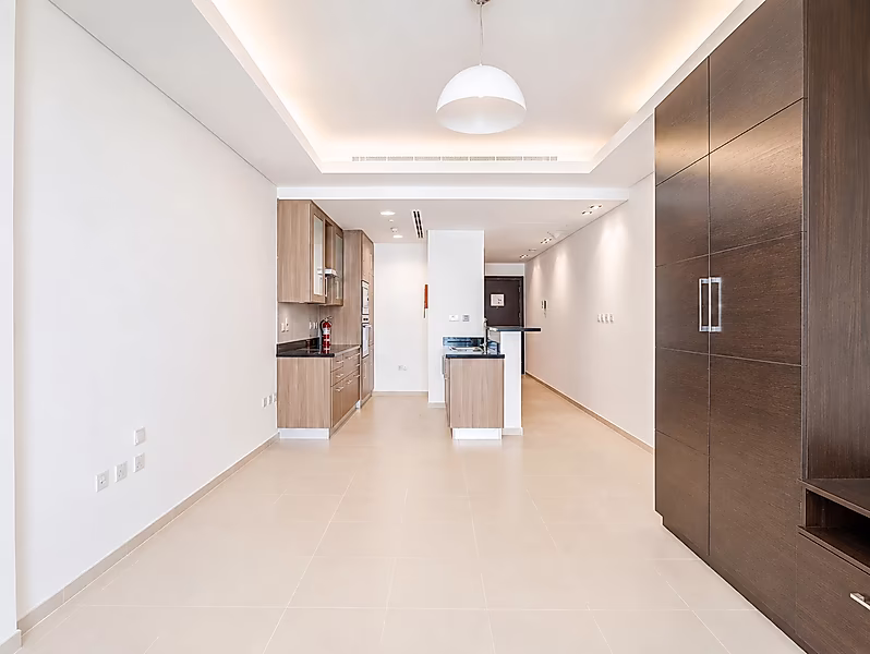 SEMI FURNISHED STUDIO WITH BEACH ACCESS - Photo 5