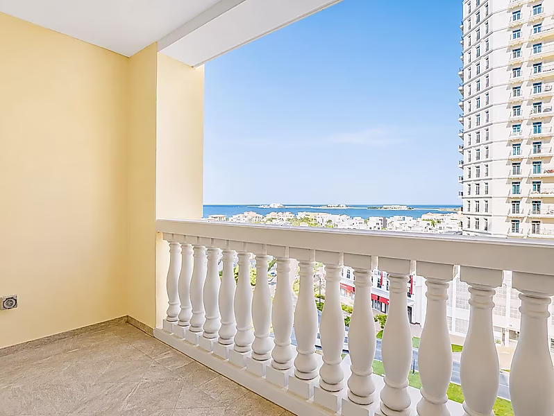 SEMI FURNISHED STUDIO WITH BEACH ACCESS - Photo 6
