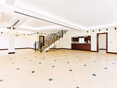 SPACIOUS 4BR VILLA WITH PRIVATE GARDEN IN WESTBAY LAGOON