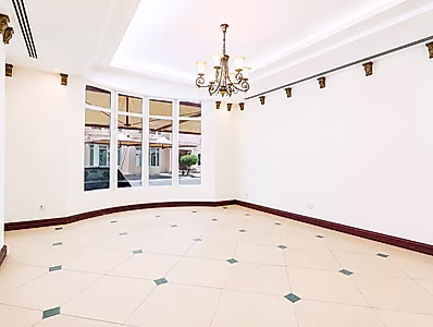 SPACIOUS 4BR VILLA WITH PRIVATE GARDEN IN WESTBAY LAGOON