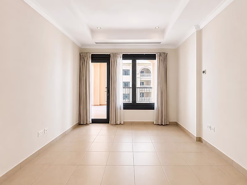 MONTH FREE! HUGE 1-BEDROOM FOR RENT | PORTO - Photo 2