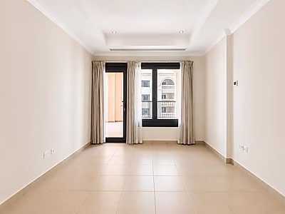 MONTH FREE! HUGE 1-BEDROOM FOR RENT | PORTO