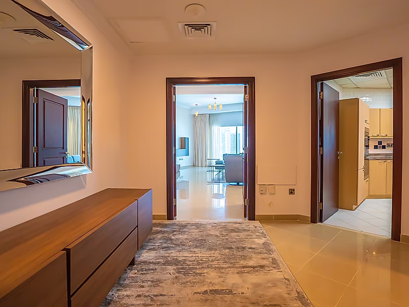 EXQUISITE FURNISHED 3 BEDROOMS | ALL BILLS INCLUDED - Photo 4