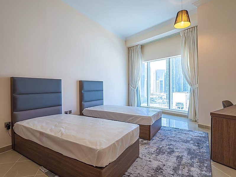 EXQUISITE FURNISHED 3 BEDROOMS | ALL BILLS INCLUDED - Photo 6