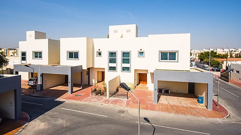 Semi Furnished 3BR Compound Villa - Photo 2