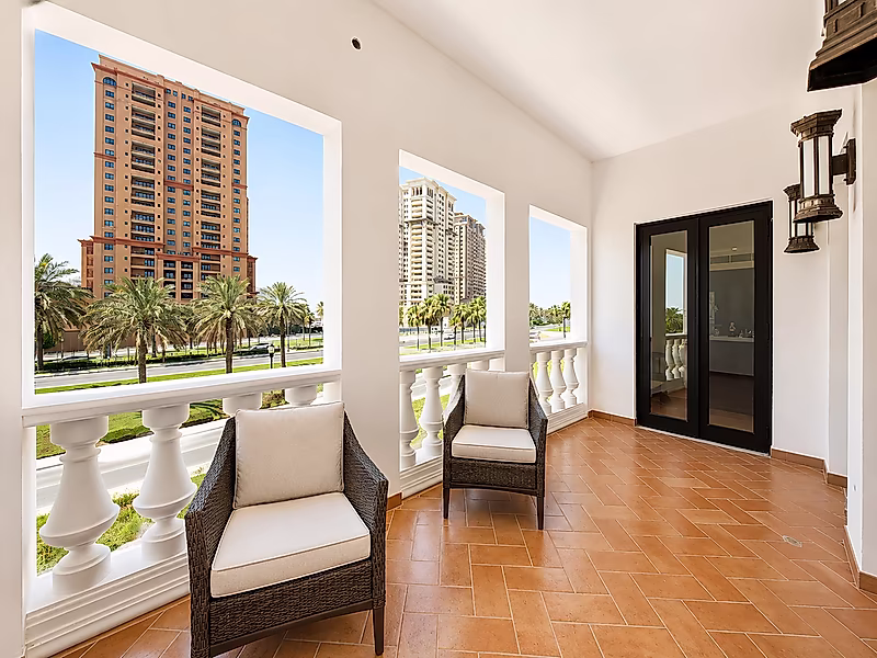2BR QANAT QUARTIER | EXCELLENT VALUE FOR SALE - Photo 3