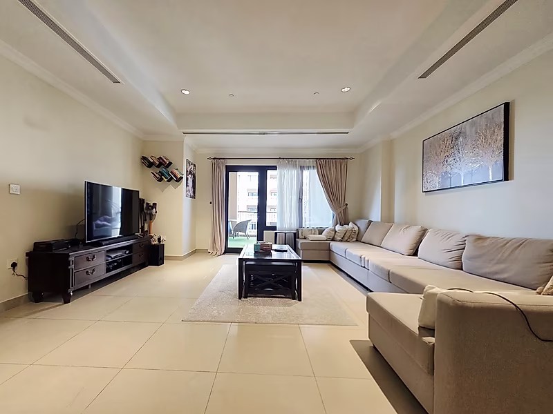Spacious 1 BHK for Sale | Premium Tower, Porto | Private Balcony - Photo 2