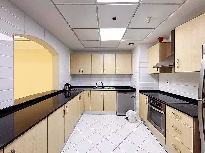 Spacious 1 BHK for Sale | Premium Tower, Porto | Private Balcony - Photo 7