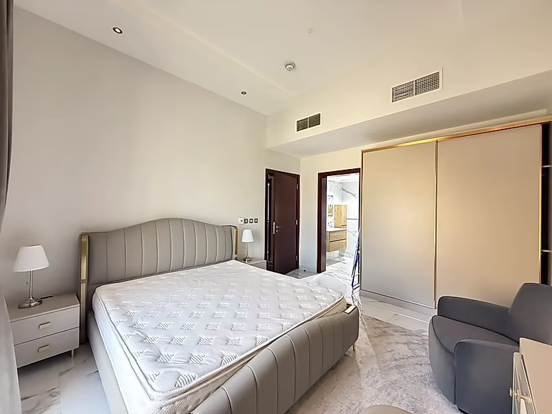 Luxurious 2-Bedroom Apartment in Foxhills : A Modern Urban Retreat - Photo 9