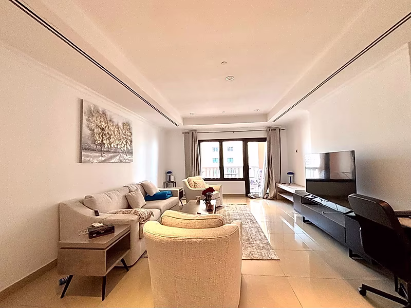 READY ONE BEDROOM WITH HUGE BALCONY GREAT INVESTMENT - Photo 4