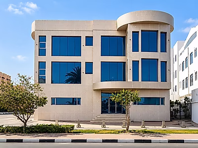 مبنى تجاري ممتاز للإيجار على الطريق الدائري D