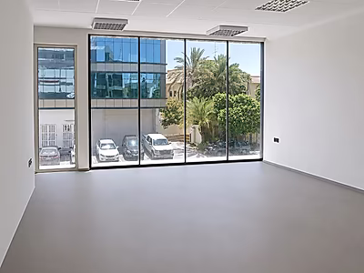 مبنى تجاري ممتاز للإيجار على الطريق الدائري D