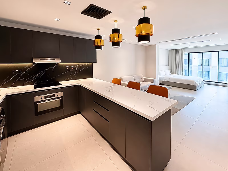 BRAND NEW FULLY FURNISHED STUDIO WITH BEACH ACCESS | 4-YEAR PAYMENT PLAN - Photo 1