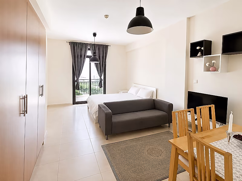 MODERN STUDIO PERFECT FOR INVESTMENT - Photo 2