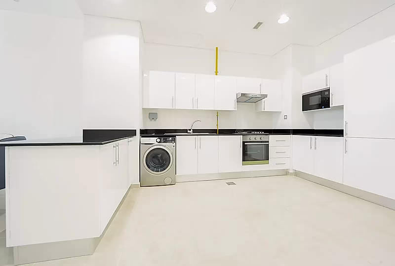 SPACIOUS 2BR WITH BALCONY | LUSAIL MARINA - Photo 4