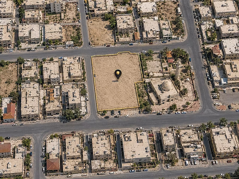 Prime Land with Existing Villa | Sold at Land Value | 1,337 SQM | East Fereej Al Murra - Photo 2