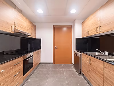 Stunning 2BR + maid FF Apartment| Nice Ameneties