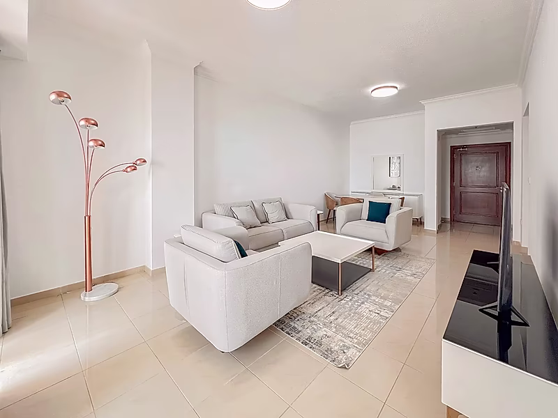 NEWLY FURNISHED SEA VIEW 1BR BILLS INCLUDED - Photo 1