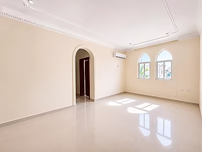 SPACIOUS 6BR VILLA WITH GARDEN AND PRIVATE POOL