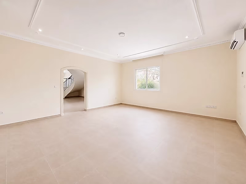 SPACIOUS 6BR VILLA WITH GARDEN AND PRIVATE POOL - Photo 9
