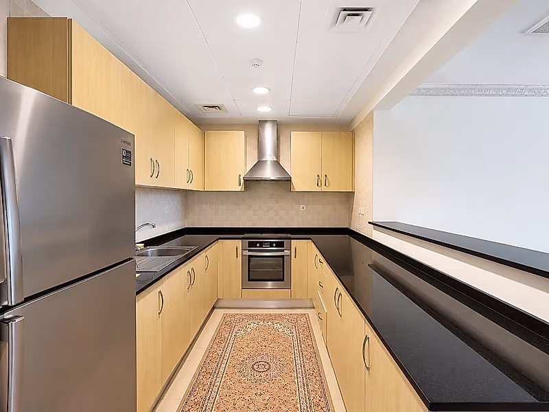COMFORTABLE FF STUDIO | BILLS INC|MARINA VIEW - Photo 10