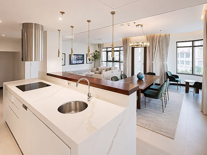Branded Luxury Duplex Residence | Hilton Doha The Pearl | The Pearl-Qatar - Photo 5
