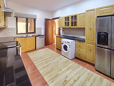 5BED+MAID IN THE HEART OF WEST BAY LAGOONA WITH BEACH ACCESS