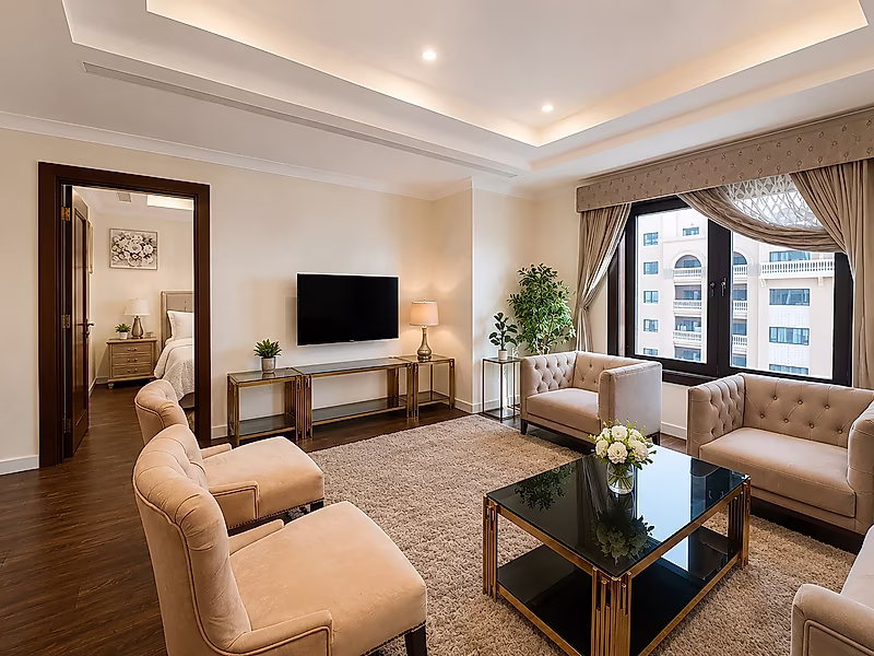 1BR PLUS OFFICE FURNISHED WITH BALCONY PORTO ARABIA - Photo 1