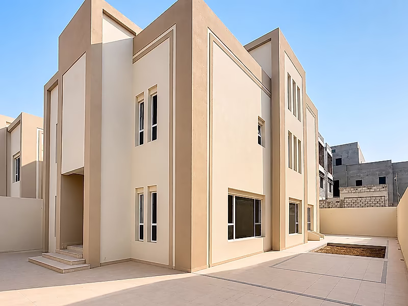 7 BED + MAID & DRIVER  VILLA IN IZGHAWA - Photo 3