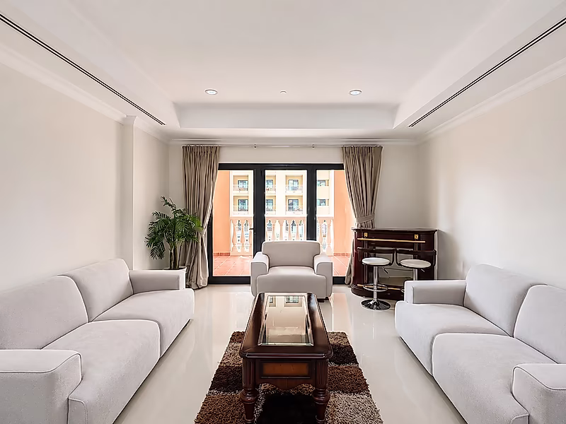 LARGE BALCONY | 1BR | FURNISHED | PEARL - Photo 4