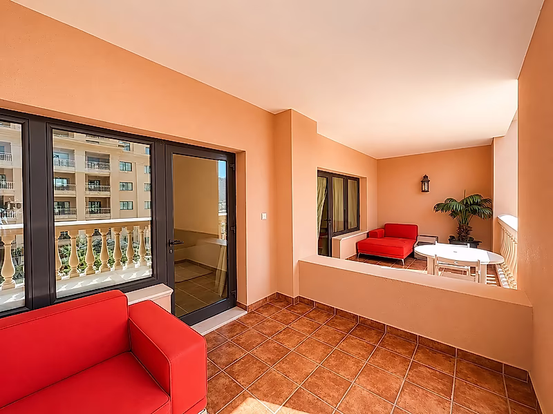 LARGE BALCONY | 1BR | FURNISHED | PEARL - Photo 10