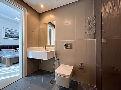 Spacious and Elegant 2 Bedrooms + Maid in Al-Fateh District