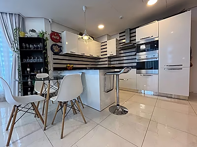 Spacious and Elegant 2 Bedrooms + Maid in Al-Fateh District