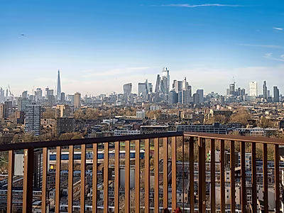 A Landmark London Residence — Contemporary Luxury Surrounded by Nature, Culture and Connectivity